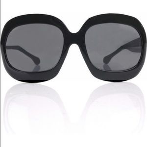 Tom Ford Bianca Black sunglasses- JackieO Bianca J